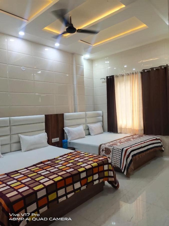 Jasneet Homestay Amritsar Exterior foto